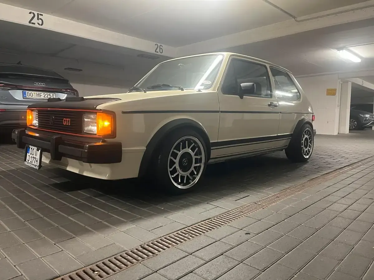 Gebraucht VW Golf II GTI 95 PS (69 kW) 1984 Weiß Kleinwagen