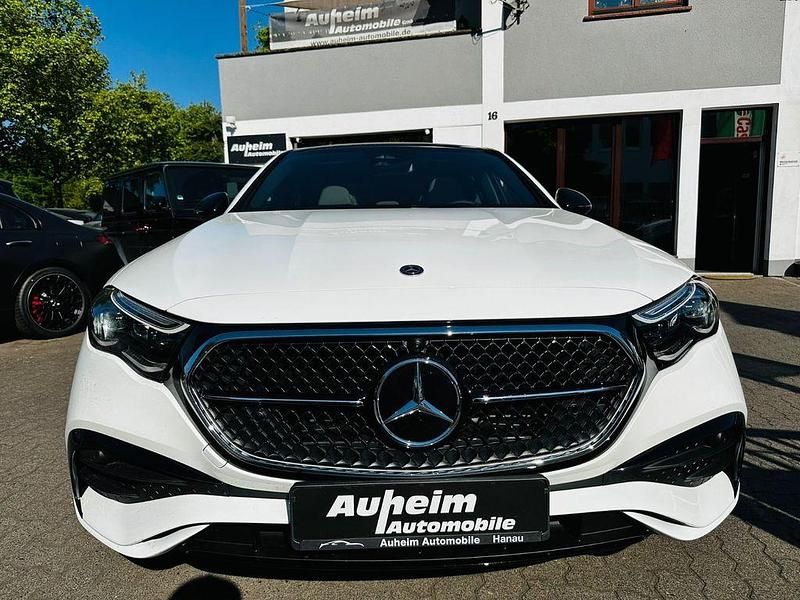 Gebraucht Mercedes E200 AMG Line Premium Plus 204 PS (150 kW) 2024 Polarweiss  unilack Limousine