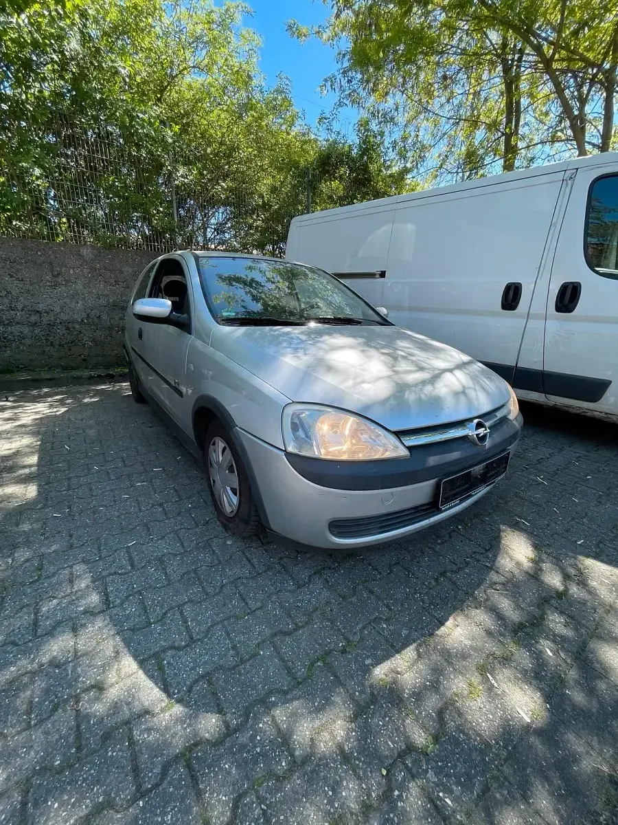 Occasion Opel Corsa 75 ch (55 kW) 2002 Argent Citadine