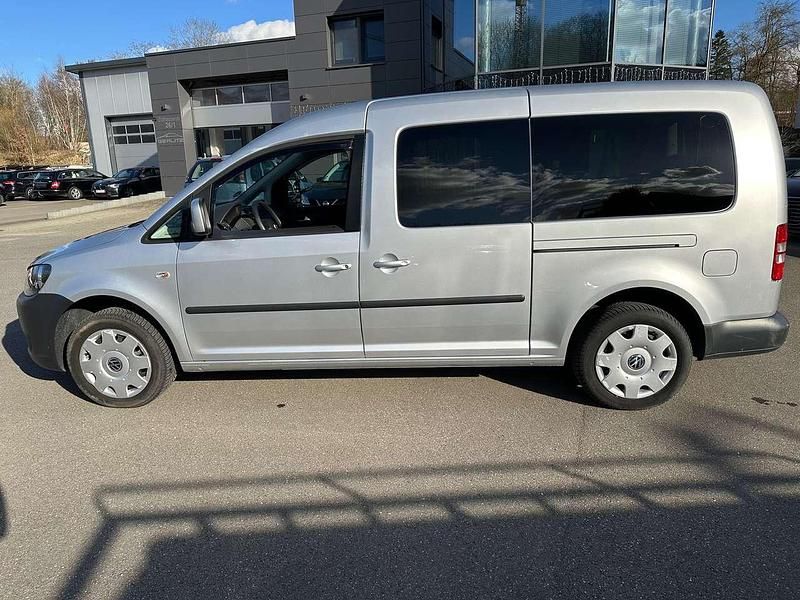 Gebraucht VW Caddy Maxi Trendline 102 PS (75 kW) 2013 Reflexsilber metallic Van / Kleinbus