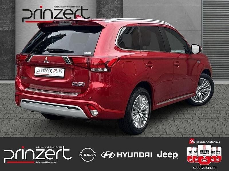 Gebraucht Mitsubishi Outlander P-HEV Top 135 PS (99 kW) 2018 Karminrot (m) SUV