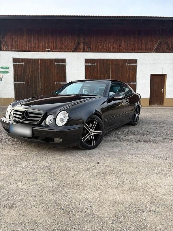 Gebraucht Mercedes CLK320 Avantgarde 218 PS (160 kW) 1999 Schwarz Coupé