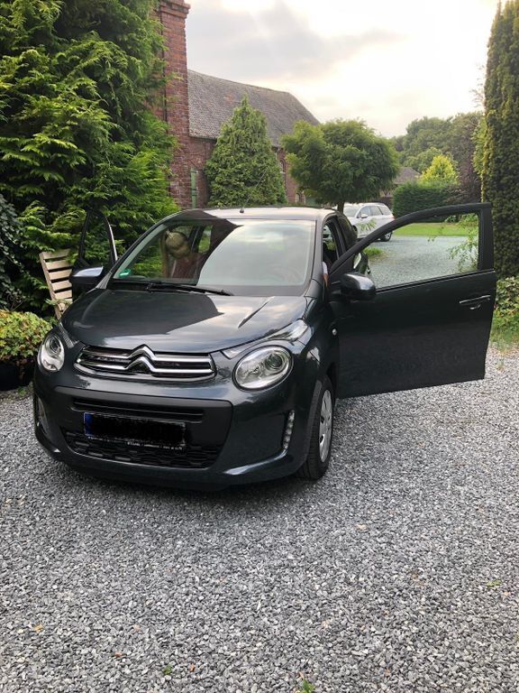 Grau Gebraucht 2019 Citroën C1 Feel Kleinwagen | 9.200 € (Fairer Preis) - Bild 1/3