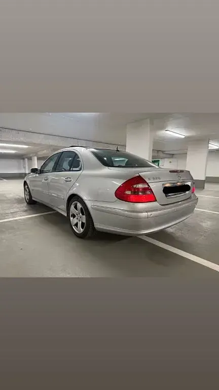Gebraucht Mercedes E320 Avantgarde 224 PS (164 kW) 2005 Silber Limousine