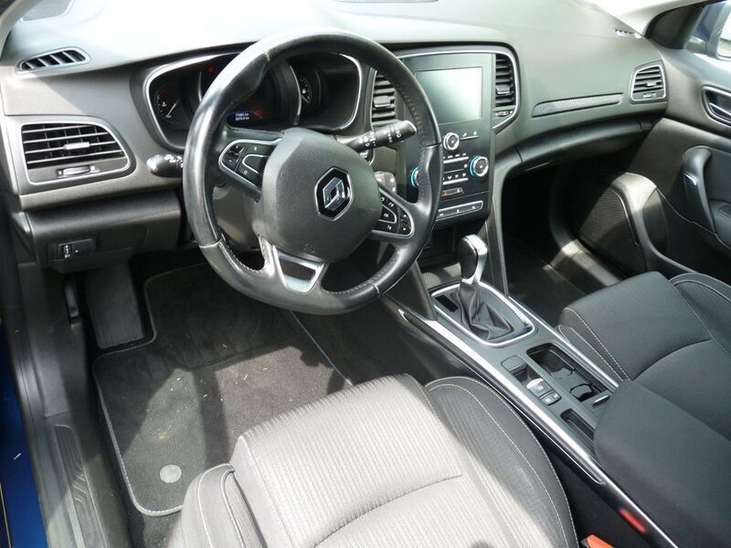 Gebraucht Renault Mégane IV Business 140 PS (102 kW) 2019 Blau Limousine