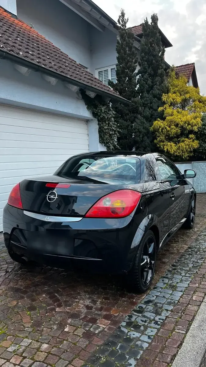 Gebraucht Opel Tigra 90 PS (66 kW) 2004 Schwarz Cabrio