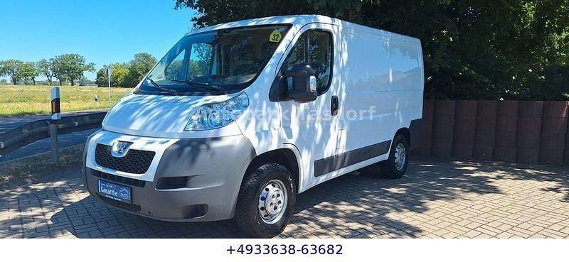 Weiß Gebraucht 2014 Peugeot Boxer Avantage Van | 6.990 € (Fairer Preis) - Bild 1/4