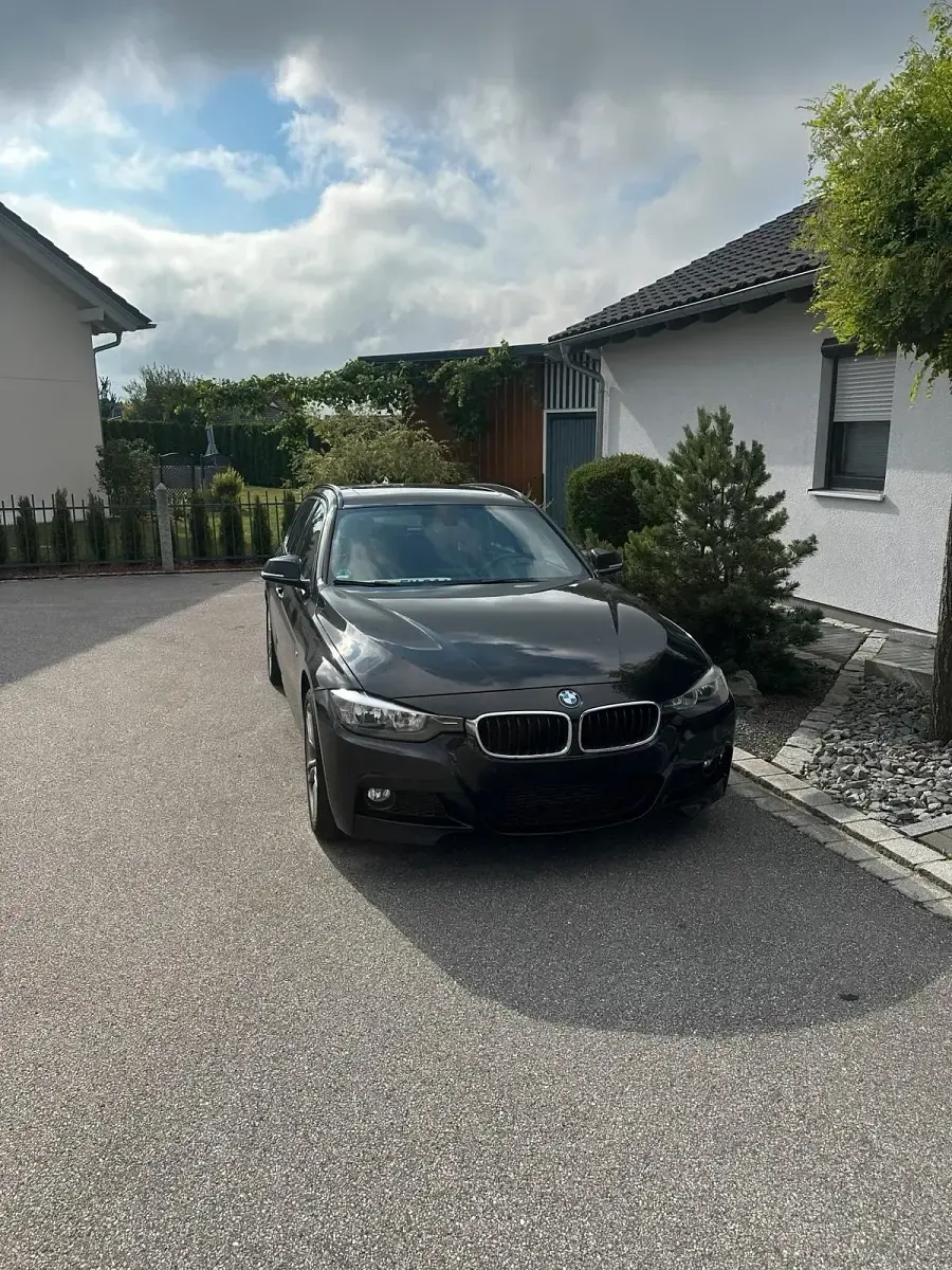 Gebraucht BMW 318 M Sport 143 PS (105 kW) 2014 Schwarz Kombi