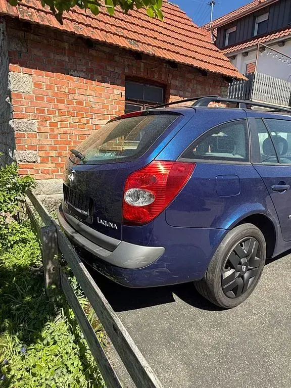 Gebraucht Renault Laguna II 120 PS (88 kW) 2002 Blau Kombi