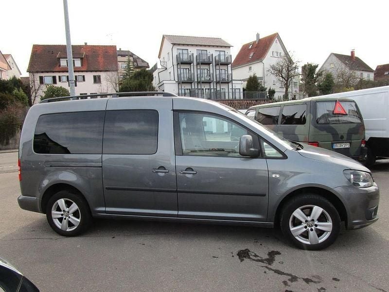 Gebraucht VW Caddy Maxi Comfortline 102 PS (75 kW) 2012 Grau Van / Kleinbus