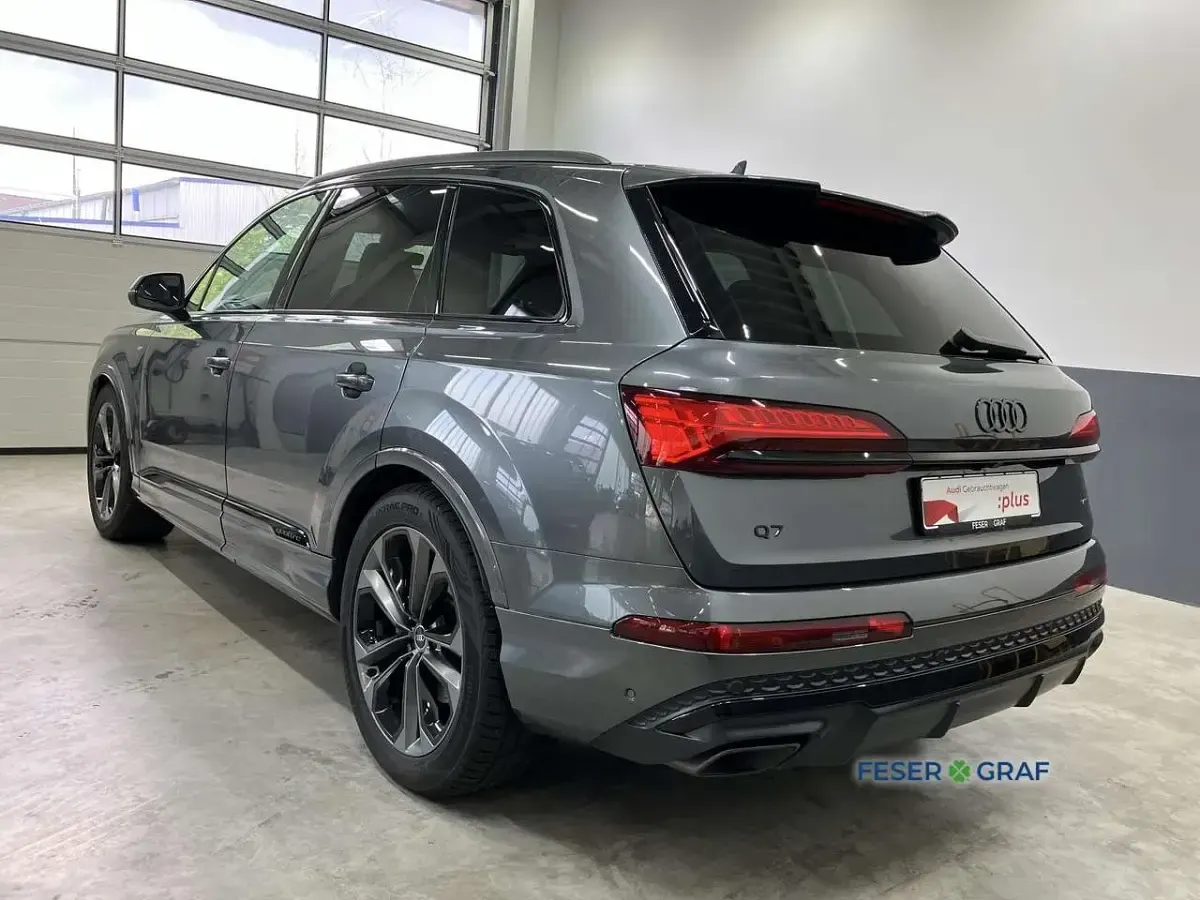 Gebraucht Audi Q7 S-Line 286 PS (210 kW) 2025 Daytonagrau perleffekt SUV