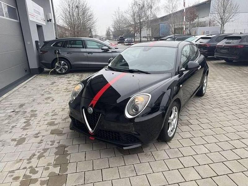 Gebraucht Alfa Romeo MiTo 95 PS (69 kW) 2017 Schwarz Kleinwagen