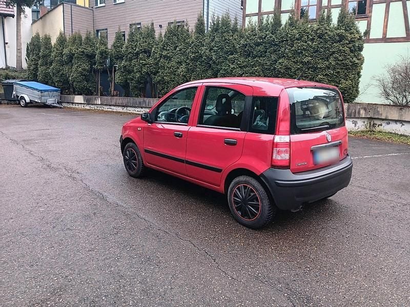 Gebraucht Fiat Panda 40 PS (29 kW) 2009 Rot Kleinwagen