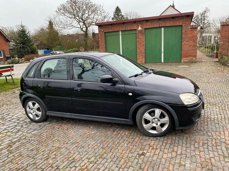 Usata Opel Corsa 75 CV (55 kW) 2004 Nero Utilitaria