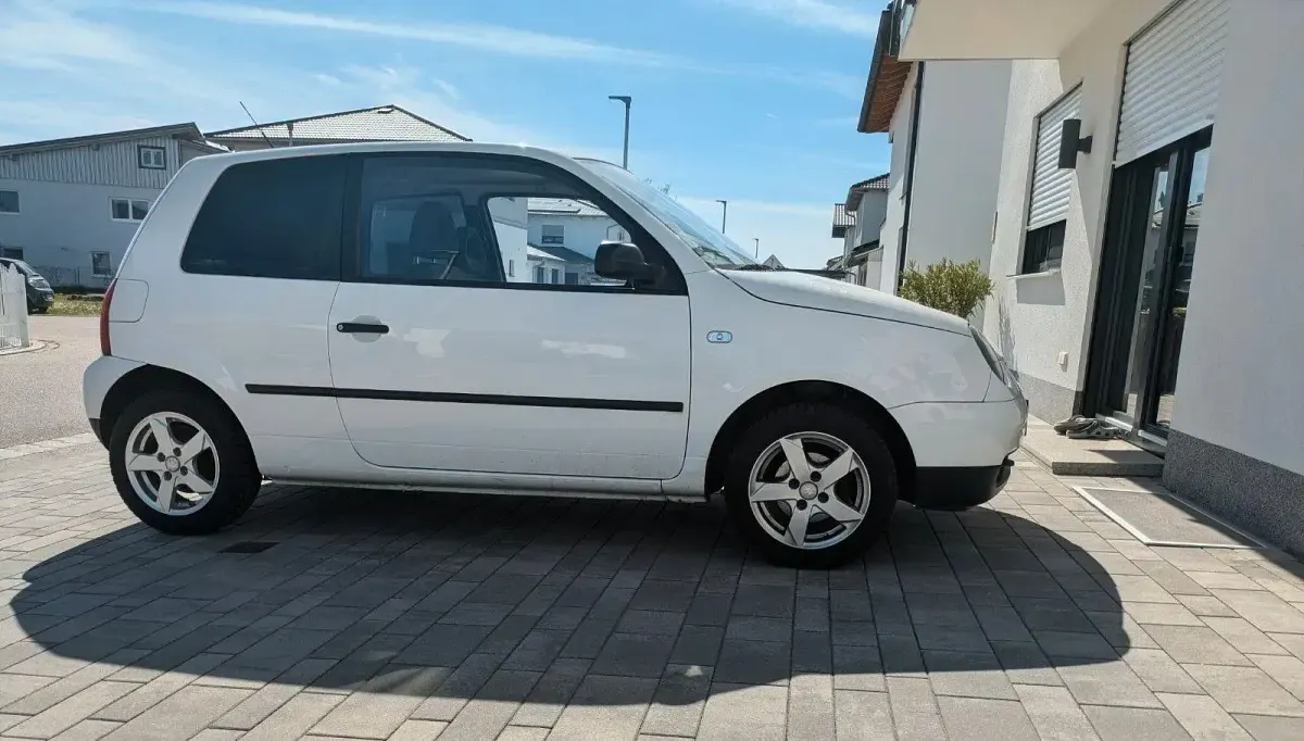 Gebraucht VW Lupo Basis 50 PS (36 kW) 2004 Weiß Kleinwagen