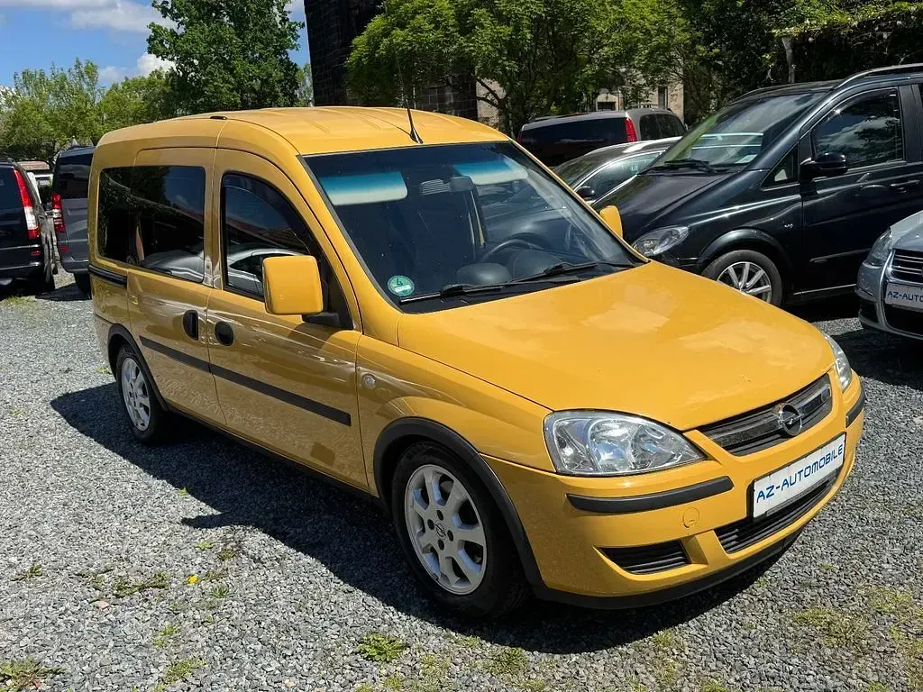 Gebraucht Opel Combo Edition 90 PS (66 kW) 2006 Gelb Van / Kleinbus