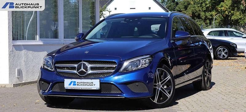 Blau Gebraucht 2021 Mercedes C300 Kombi | 24.980 € (Superpreis) - Bild 1/4