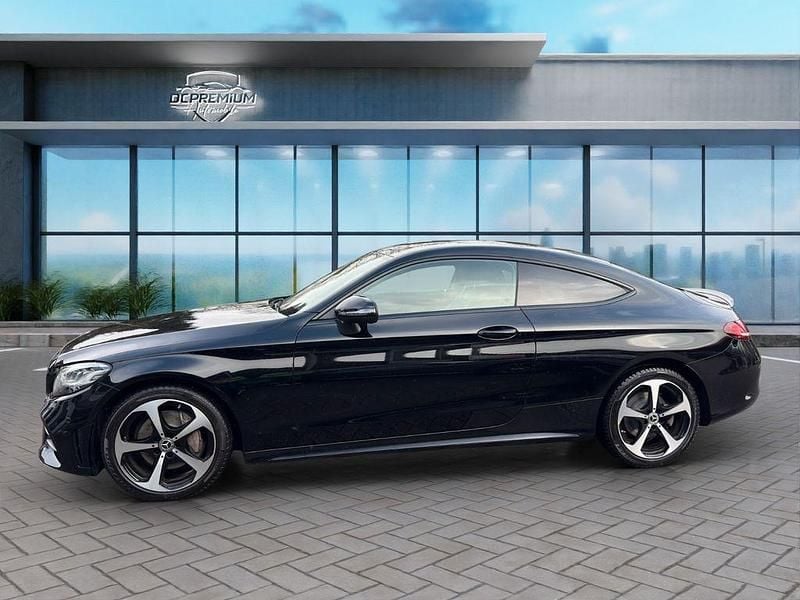Gebraucht Mercedes C200 Sport 184 PS (135 kW) 2022 Schwarz Coupé