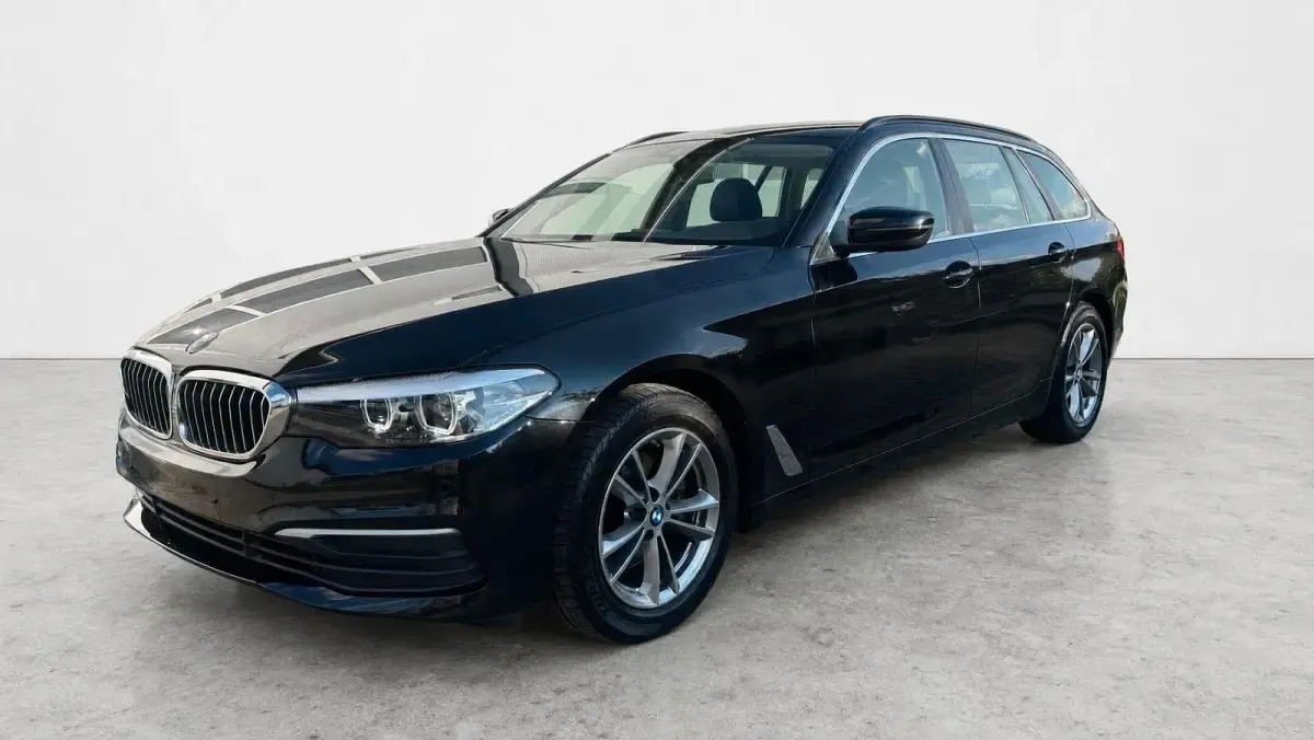 Gebraucht BMW 520 Performance 190 PS (139 kW) 2017 Schwarz Kombi