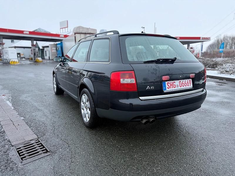 Gebraucht Audi A6 170 PS (125 kW) 2002 Schwarz Kombi