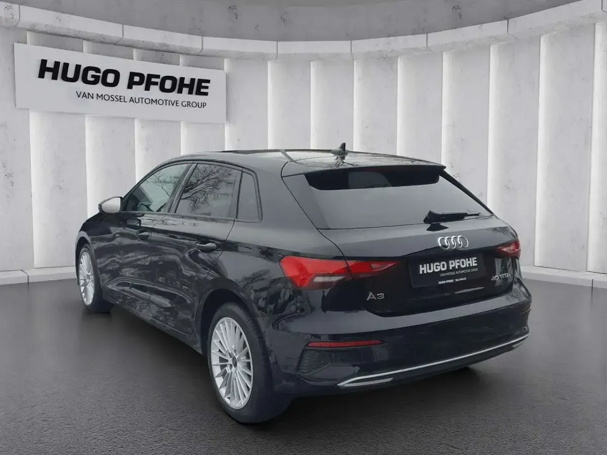 Gebraucht Audi A3 150 PS (110 kW) 2023 Schwarz Limousine