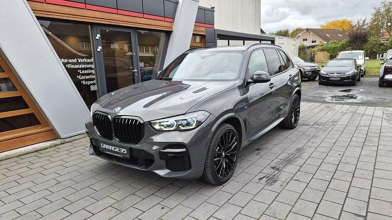 Grau Gebraucht 2023 BMW X5 Performance SUV | 61.990 € (Fairer Preis) - Bild 1/4