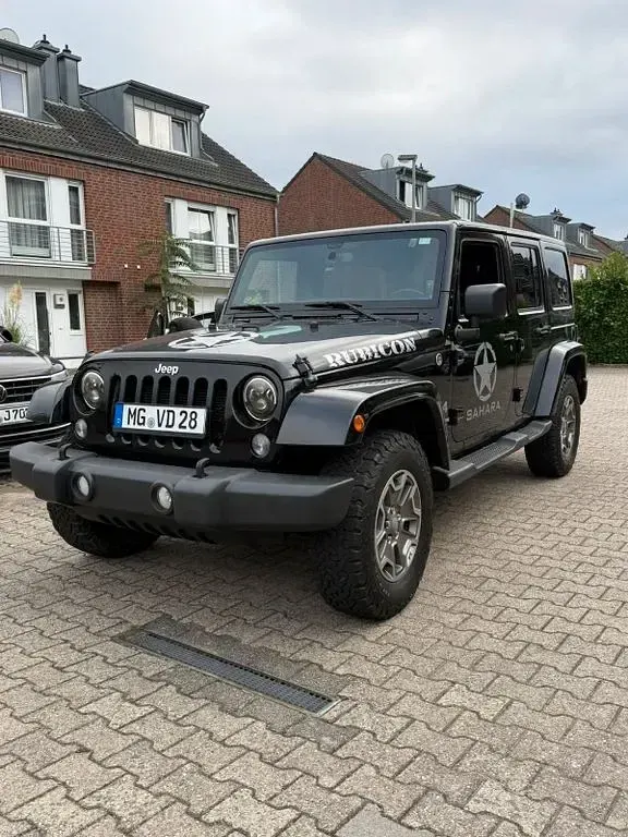 Gebraucht Jeep Wrangler Unlimited Rubicon 284 PS (208 kW) 2015 Schwarz SUV