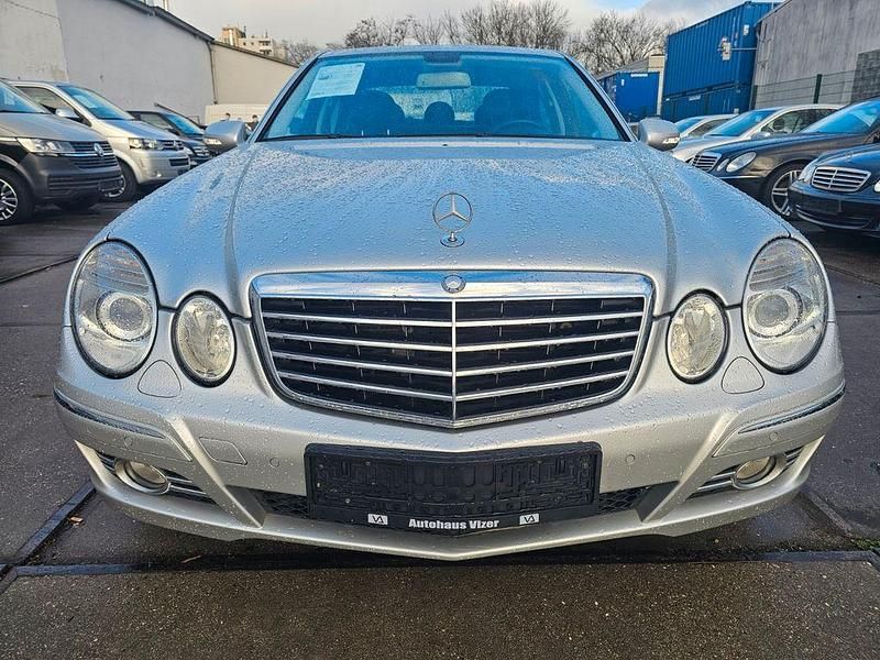 Gebraucht Mercedes E280 Avantgarde 190 PS (139 kW) 2008 Silber Limousine
