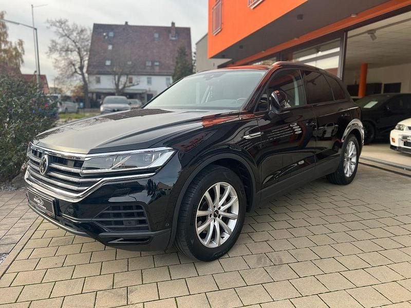 Schwarz Gebraucht 2019 VW Touareg SUV | 28.990 € (Superpreis) - Bild 1/4