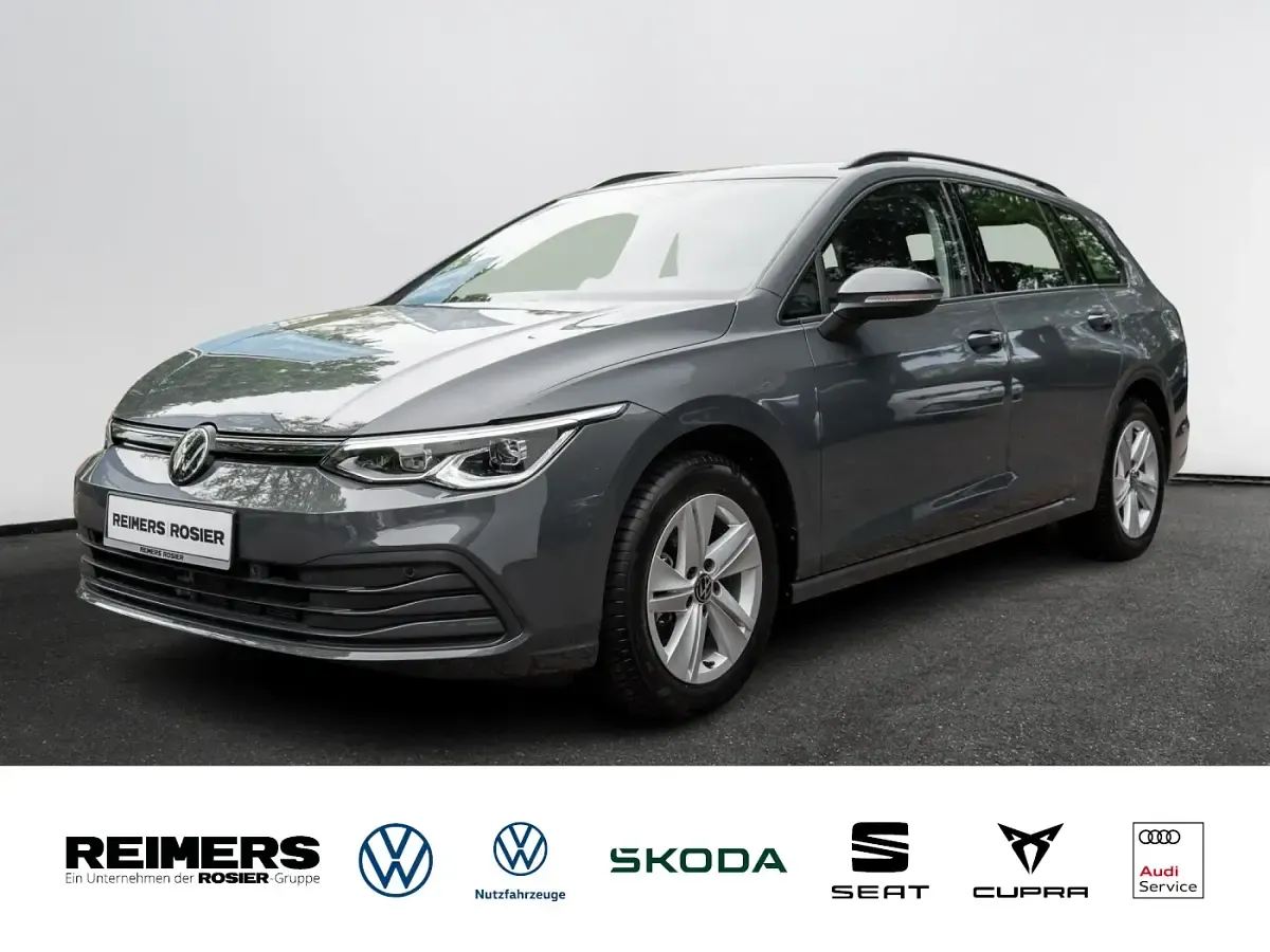 Gebraucht VW Golf VIII Life 131 PS (96 kW) 2023 Kombi