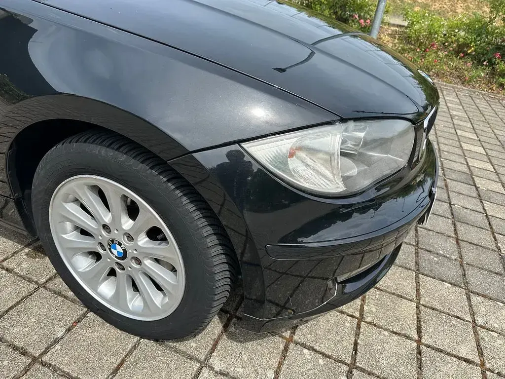 Gebraucht BMW 120 170 PS (125 kW) 2011 Schwarz Kleinwagen