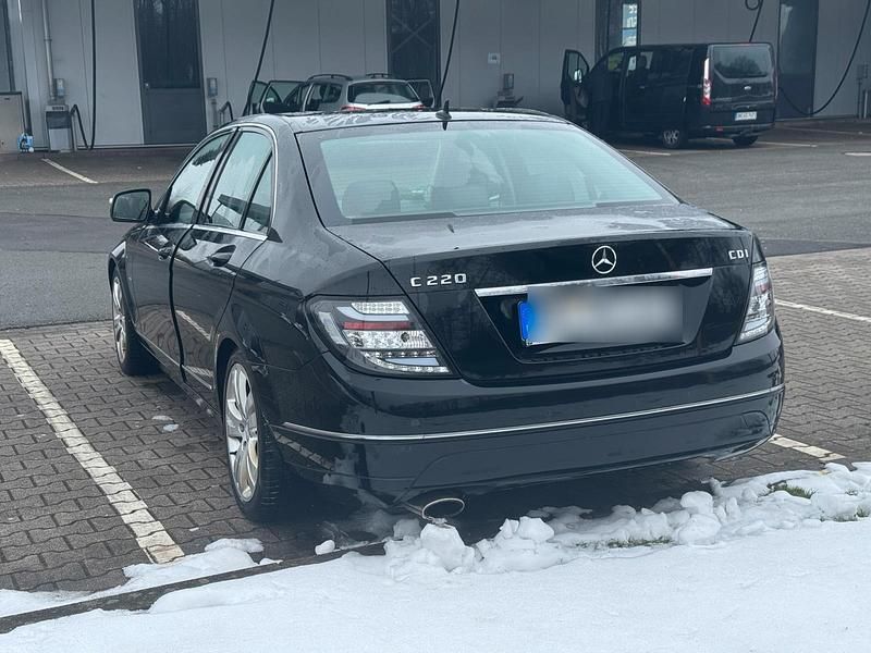 Gebraucht Mercedes C220 170 PS (125 kW) 2007 Schwarz Limousine