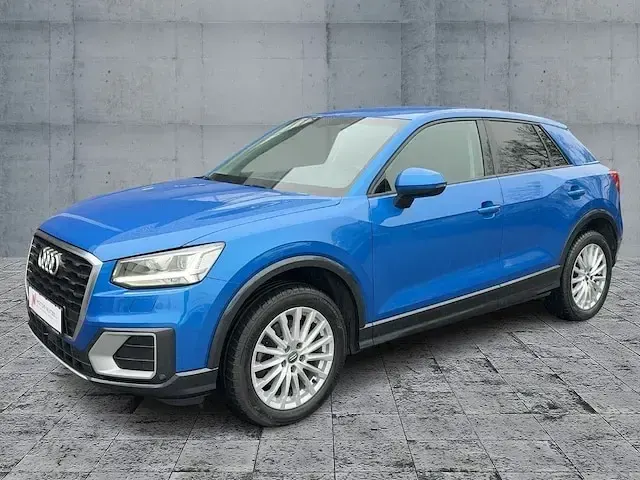 Używany Audi Q2 Design 190 KM (139 kW) 2020 Niebieski SUV