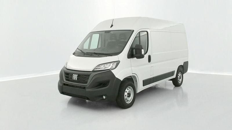 Gebraucht Fiat Ducato 140 PS (102 kW) 2023 Blanc Van
