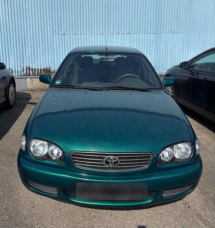 Gebraucht Toyota Corolla 97 PS (71 kW) 2001 Grün Limousine