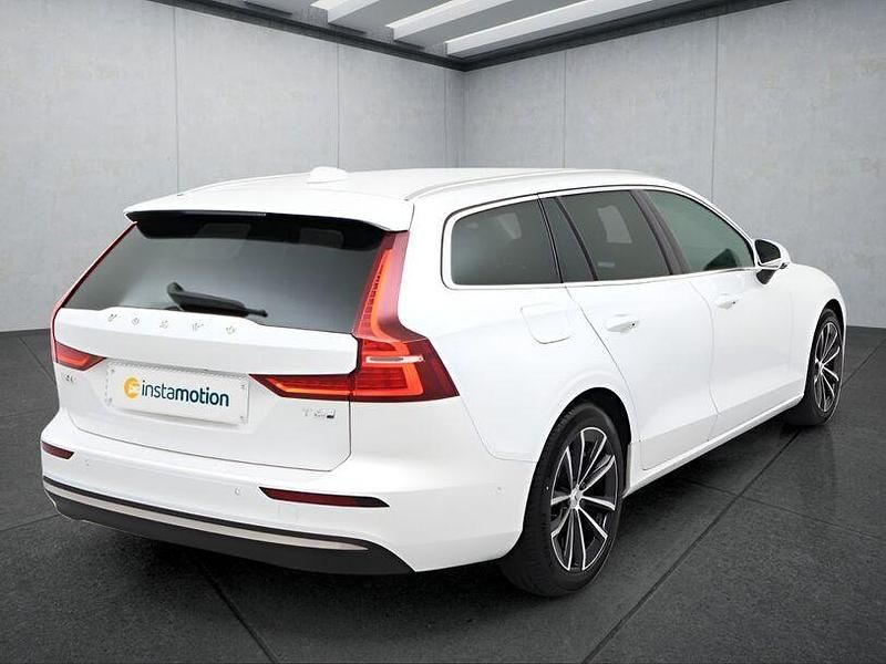 Gebraucht Volvo V60 398 PS (292 kW) 2025 Weiß Kombi