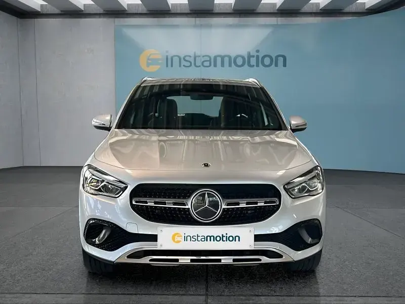 Używany Mercedes GLA220 190 KM (139 kW) 2021 Srebrny SUV