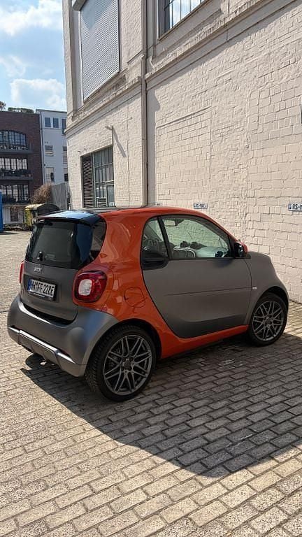 Gebraucht Smart ForTwo Electric Drive Brabus 60 kW (82 PS) 2019 Schwarz Coupé