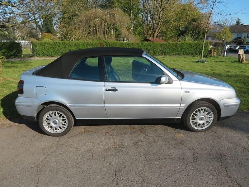 Gebraucht VW Golf Cabriolet Edition 116 PS (85 kW) 2002 Silber Cabrio