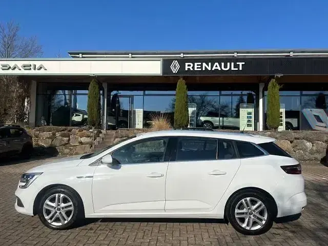 Gebraucht Renault Mégane IV Business 116 PS (85 kW) 2020 Weiß Limousine