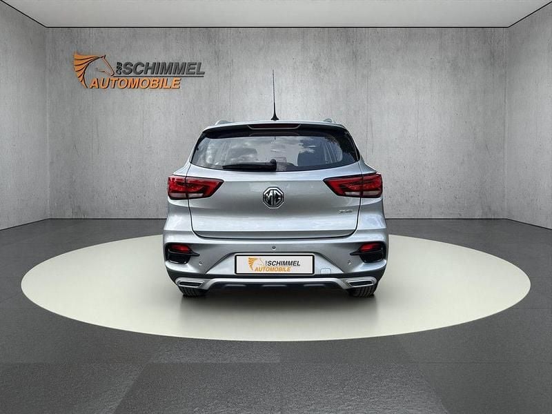 Gebraucht MG ZS Comfort 106 PS (77 kW) 2024 Silber Limousine