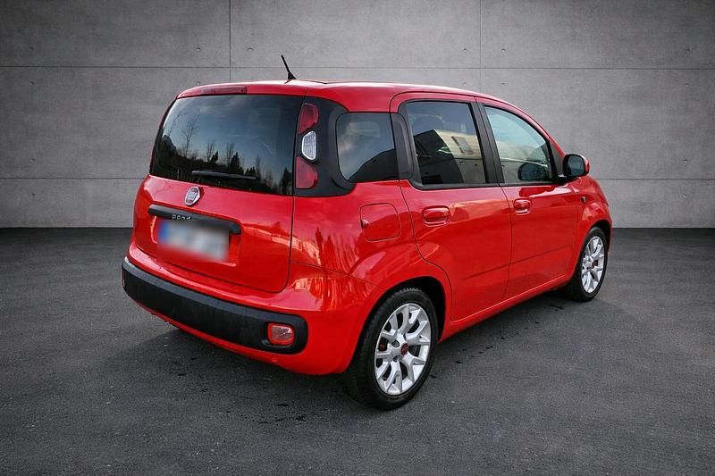 Gebraucht Fiat Panda Lounge 85 PS (62 kW) 2017 Rot Kleinwagen