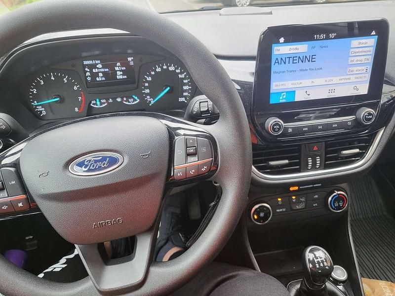 Gebraucht Ford Fiesta 71 PS (52 kW) 2018 Grau Kleinwagen