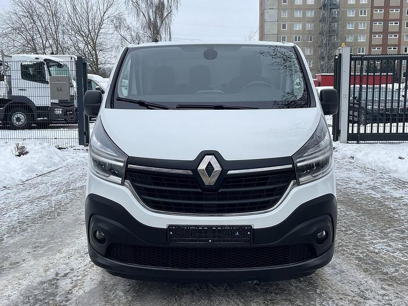 Gebraucht Renault Trafic 145 PS (106 kW) 2020 Weiss Van / Kleinbus