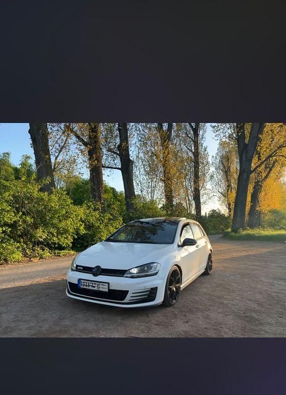 Gebraucht VW Golf VII GTD 184 PS (135 kW) 2015 Weiß Limousine