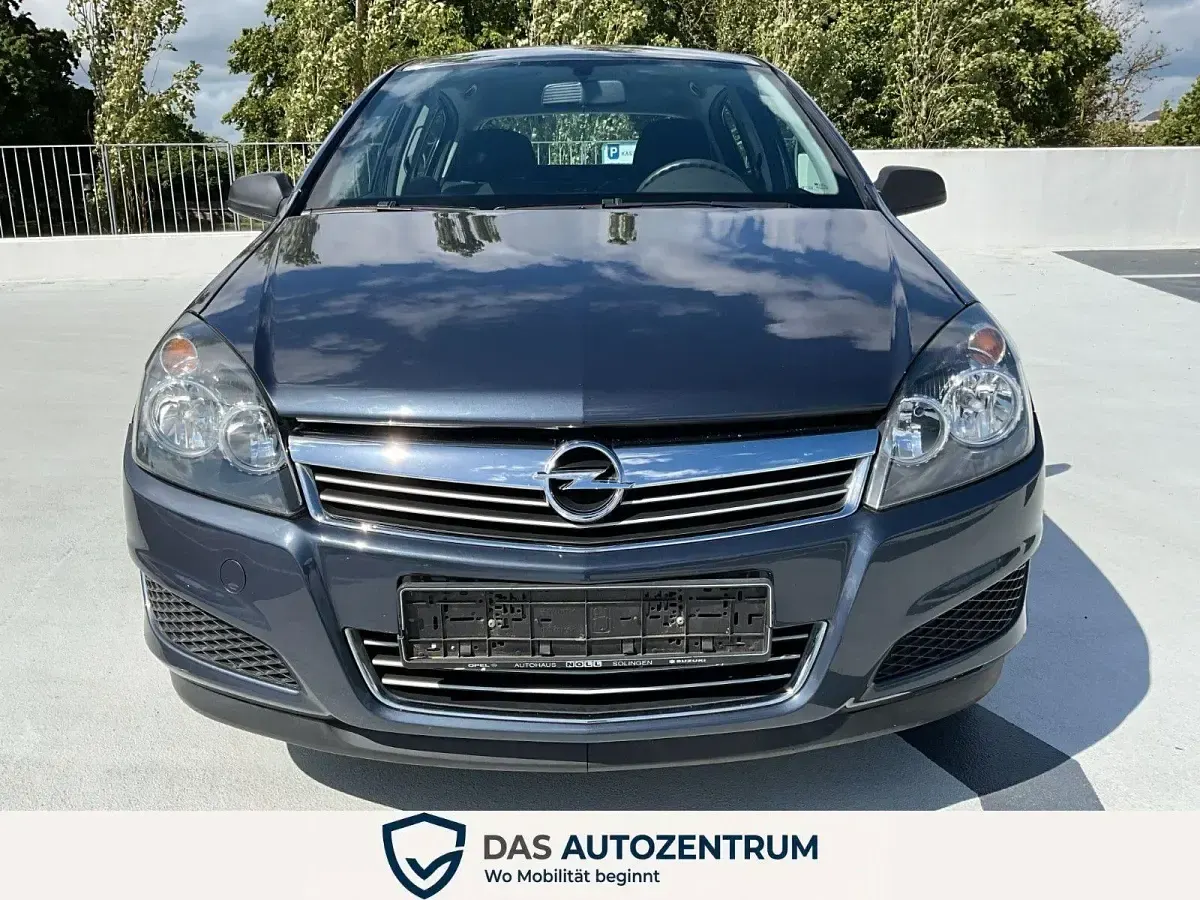 Gebraucht Opel Astra 90 PS (66 kW) 2009 Grau Kleinwagen
