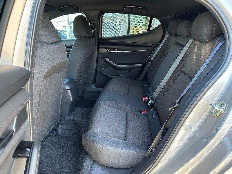 Neu Mazda 3 140 PS (102 kW) 2025 Gold Limousine