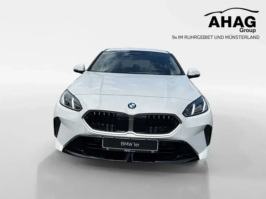 Neu BMW 116 Efficient Dynamics 122 PS (89 kW) 2026 Schwarz Kleinwagen