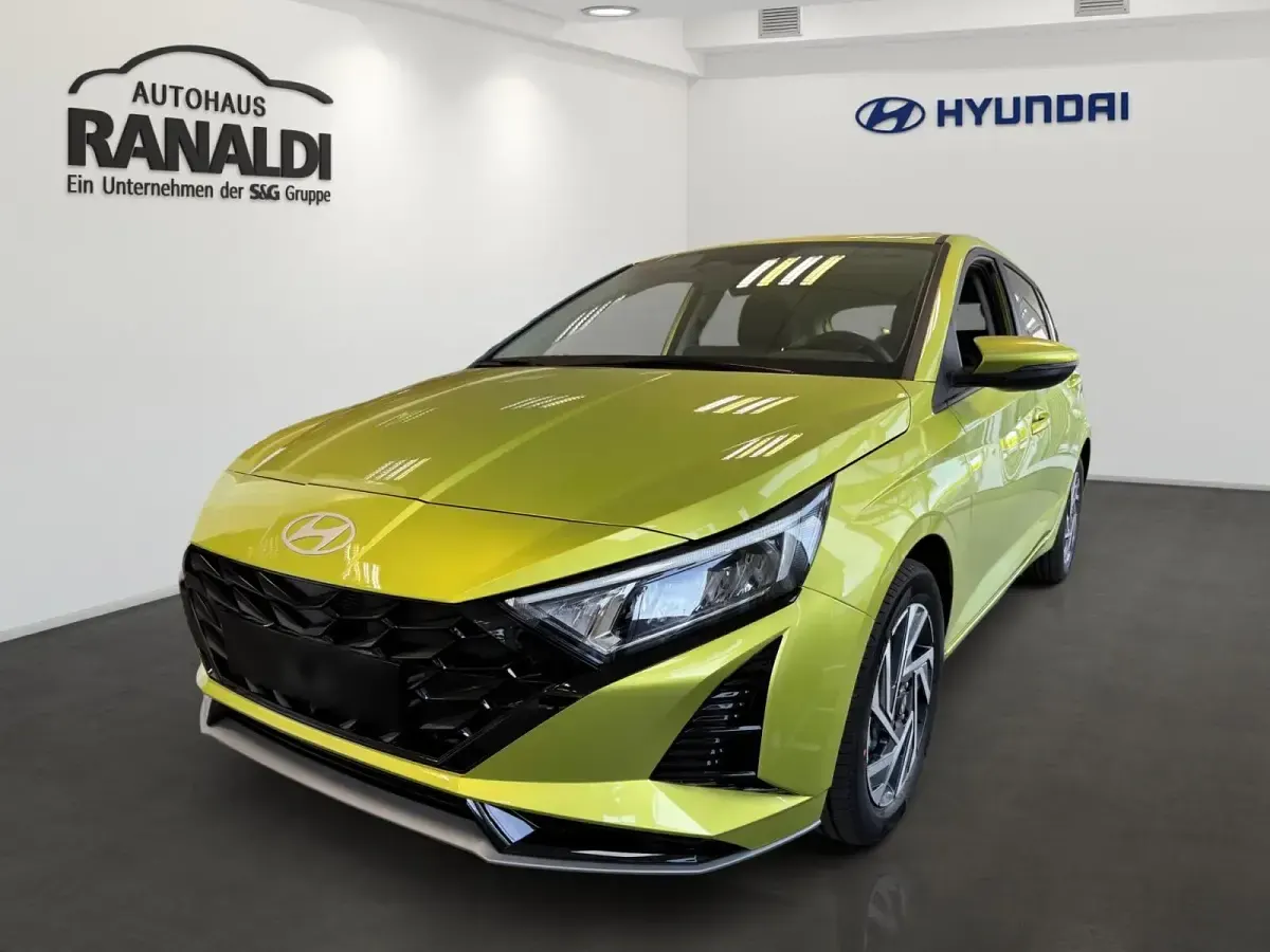 Gebraucht Hyundai i20 Trend 90 PS (66 kW) 2026 Kleinwagen