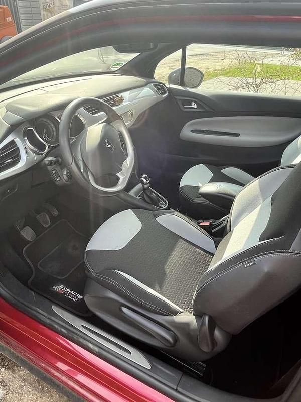 Gebraucht Citroën DS3 Chic 95 PS (69 kW) 2011 Limousine